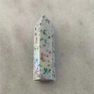 White Leopard Speckle Crystal Tower Home Decor